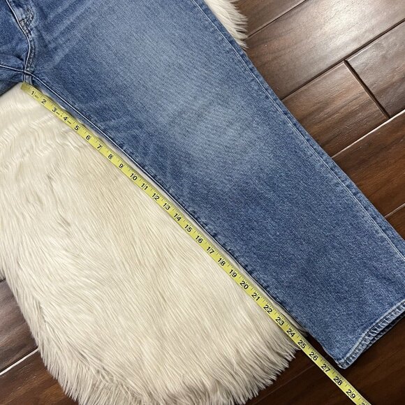 Revtown Women's Size 32 Light to Medium Wash High Rise Denim Jeans - Picture 5 of 9